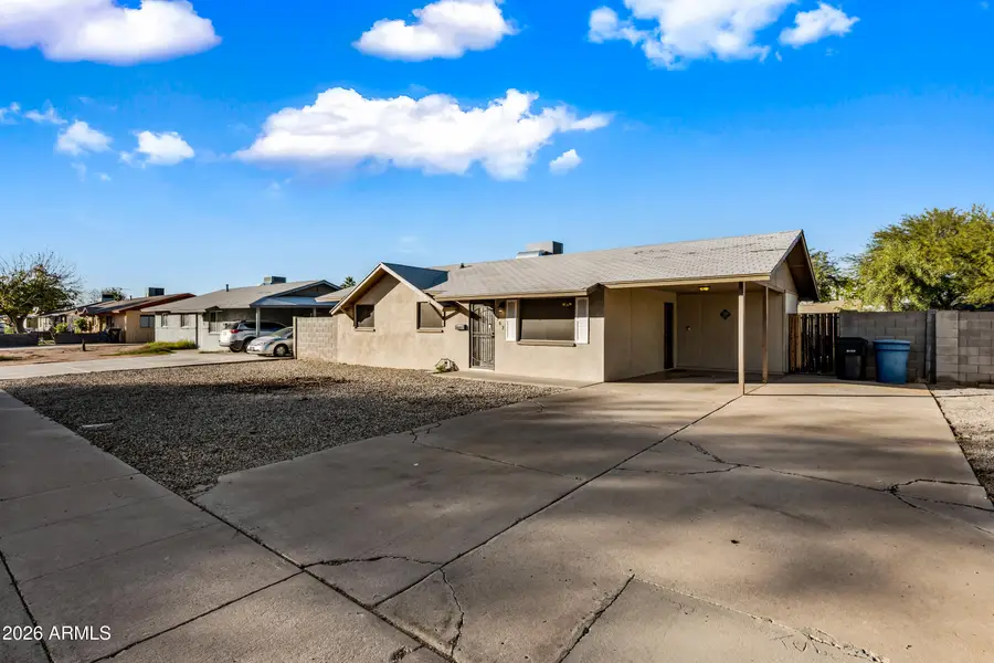 762 E Carla Vista Drive, Chandler, AZ 85225 - Image #2