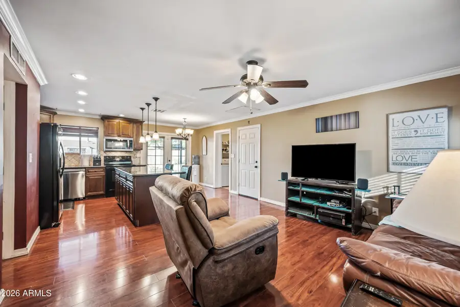 762 E Carla Vista Drive, Chandler, AZ 85225 - Image #3