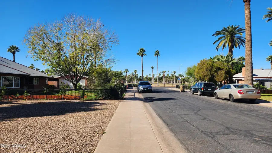 721 W Lewis Avenue, Phoenix, AZ 85007 - Image #3