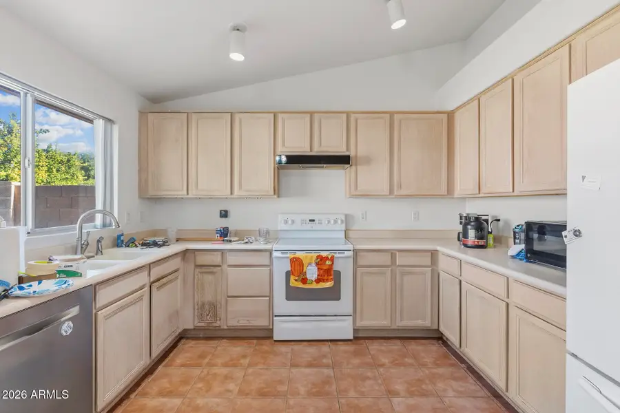 1406 W Villa Rita Drive, Phoenix, AZ 85023 - Image #2