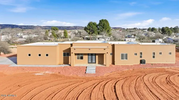 1260 S Angel Crest Drive, Cornville, AZ 86325
