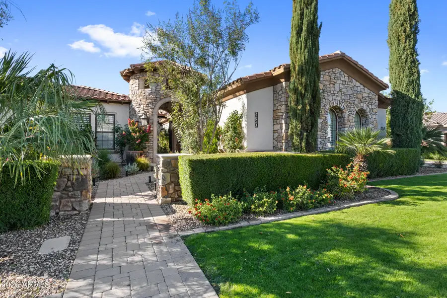 5740 S Gemstone Drive, Chandler, AZ 85249 - Image #3