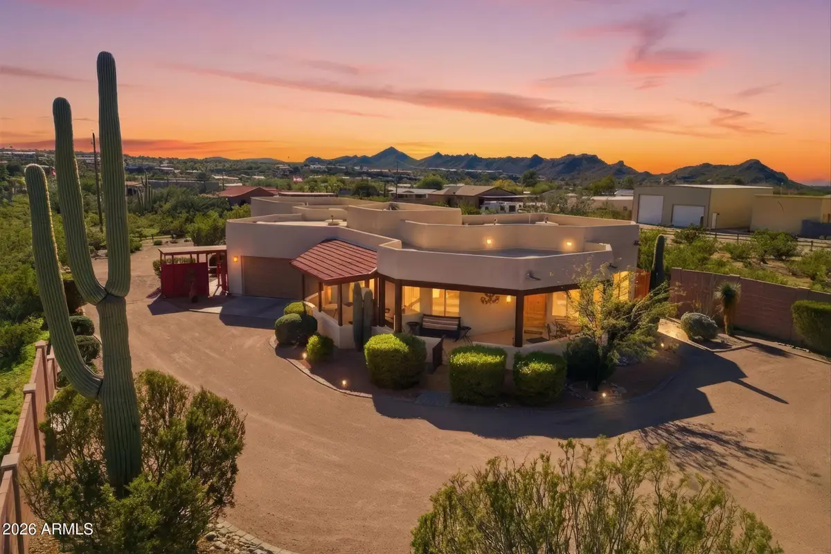 407 E Silver King Road, Queen Valley, AZ 85118 - Image #1