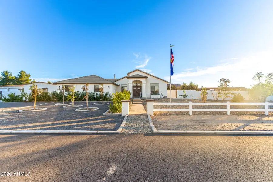 2863 E Cedar Waxwing Drive, Gilbert, AZ 85298 - Image #3