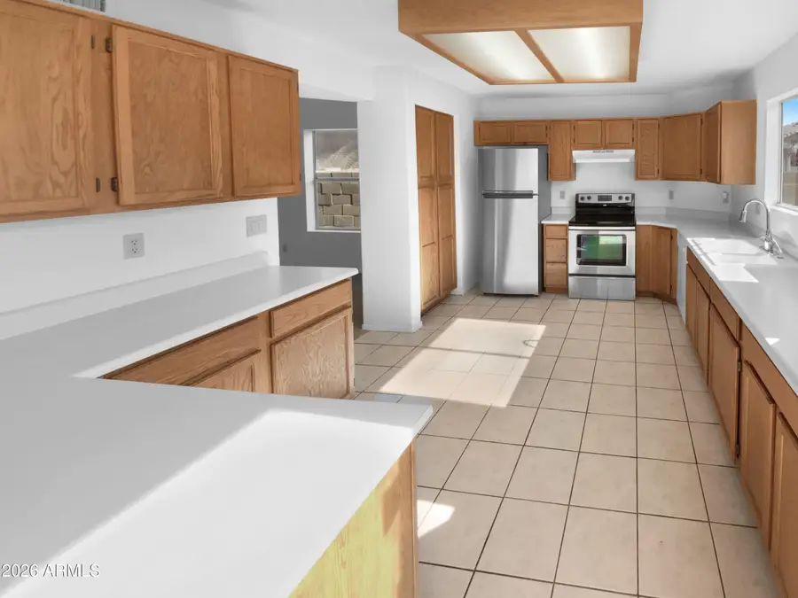 9023 W Mauna Loa Lane, Peoria, AZ 85381 - #2