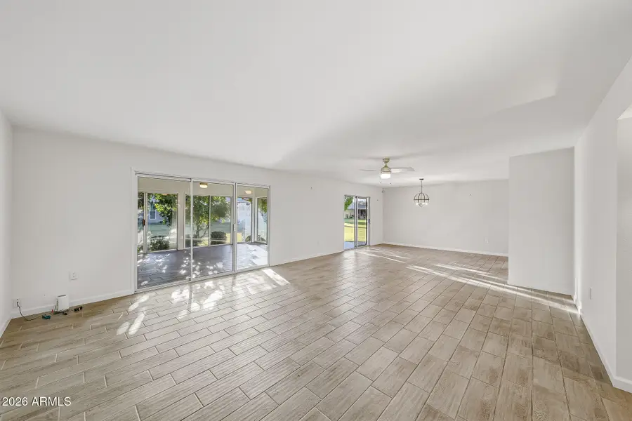 19045 N Signal Butte Circle, Sun City, AZ 85373 - Image #3