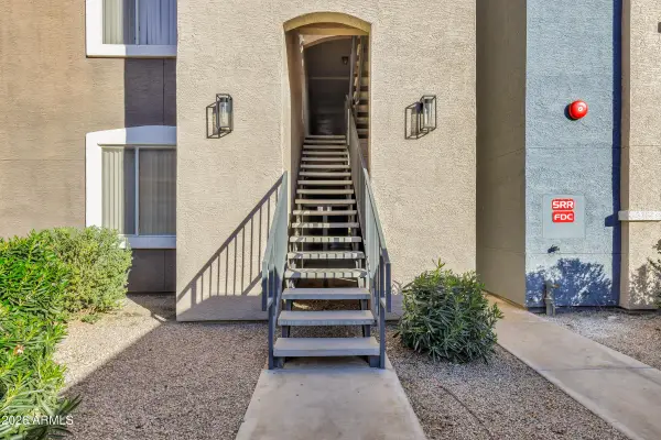 5345 E Van Buren Street #221, Phoenix, AZ 85008