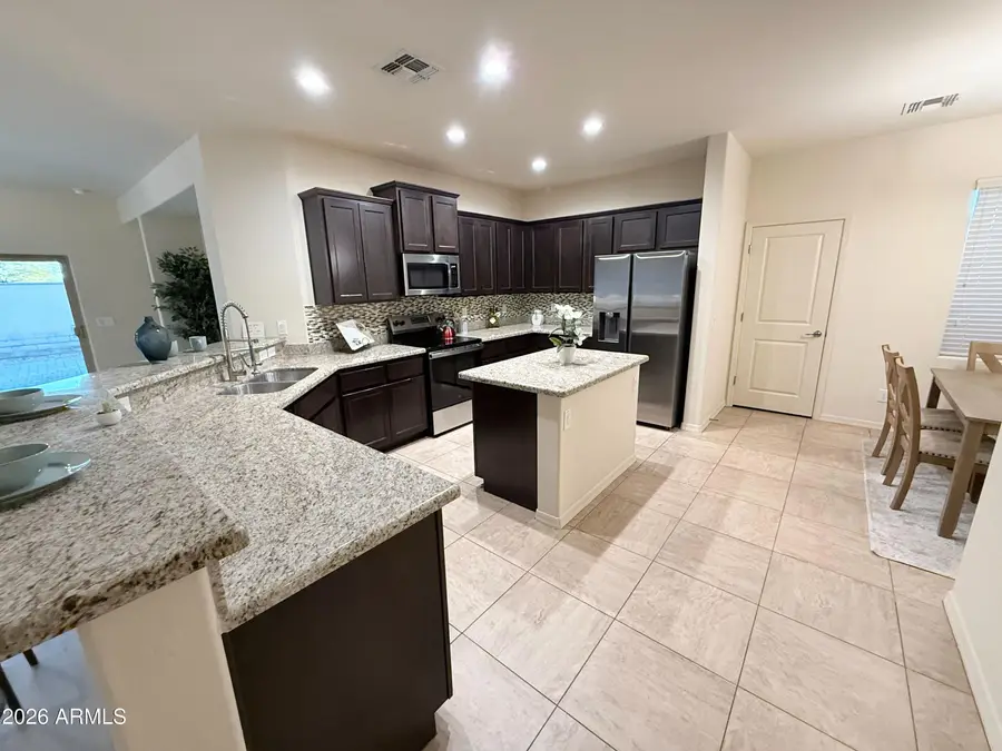 207 E Carob Drive, Chandler, AZ 85286 - Image #2