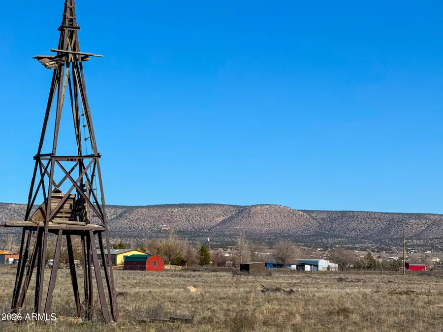 2300 Santa Fe Road, Paulden, AZ 86334 - Image #2