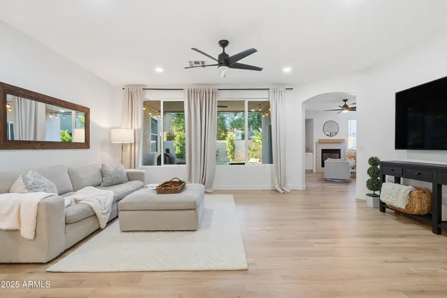 9614 E Keats Avenue, Mesa, AZ 85209 - Image #2