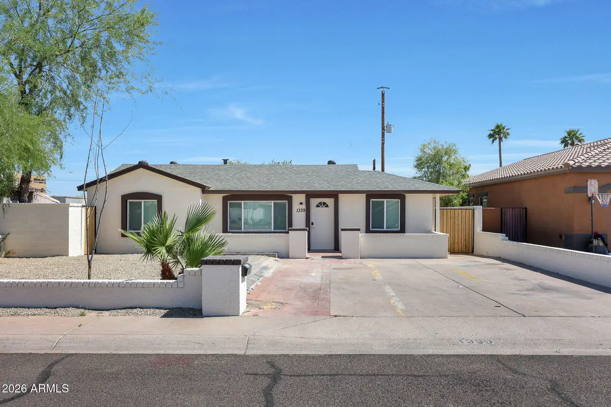 1339 E Glenrosa Avenue, Phoenix, AZ 85014 - Image #1