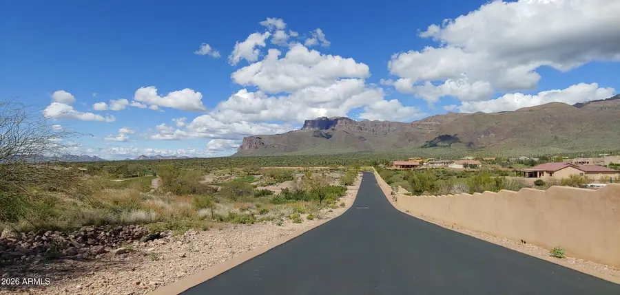 2790 S Petroglyph Trail #66, Gold Canyon, AZ 85118 - Image #2