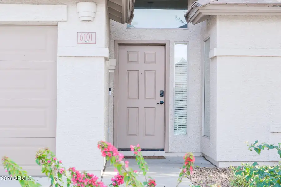 6101 S Four Peaks Place, Chandler, AZ 85249 - Image #2