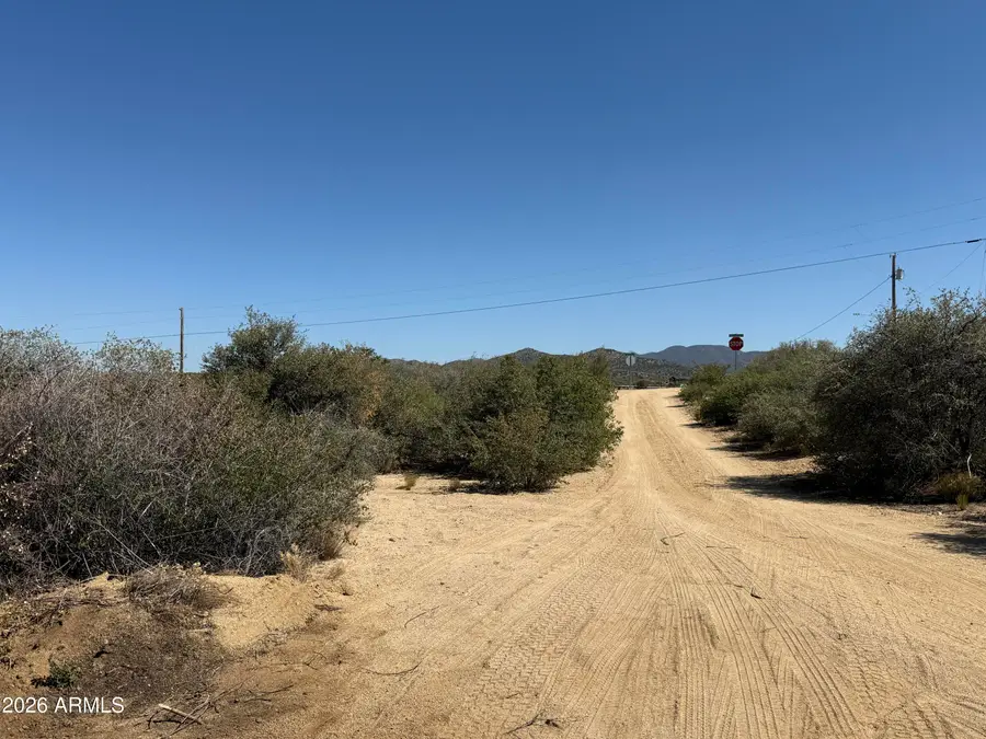 7990 S Bristol Boulevard #127, Wilhoit, AZ 86332 - Image #3