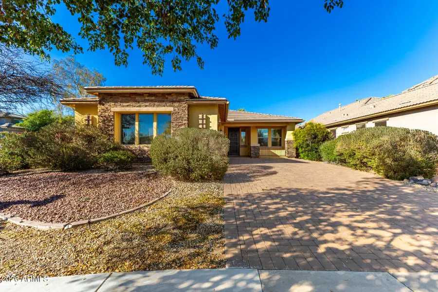 16528 W Lariat Lane, Surprise, AZ 85387 - Image #2