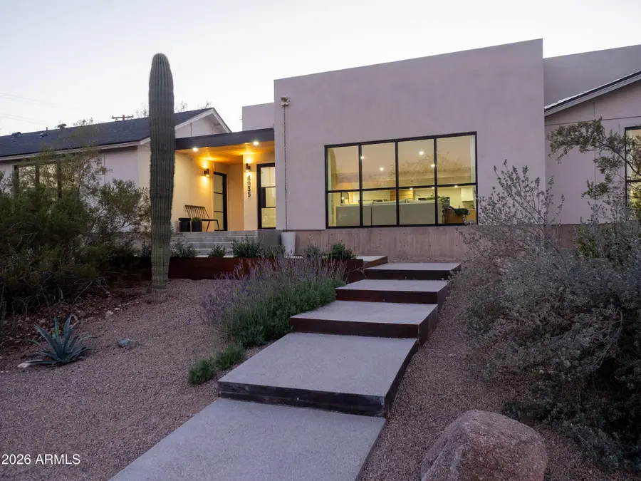 4035 E Mcdonald Drive, Phoenix, AZ 85018 - Image #2