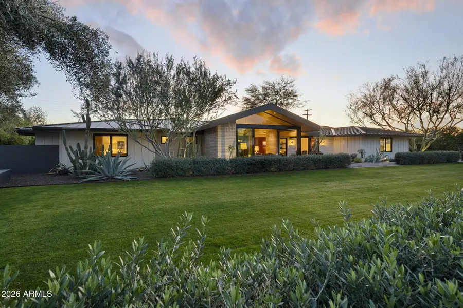 4515 E Calle Del Norte --, Phoenix, AZ 85018 - Image #2