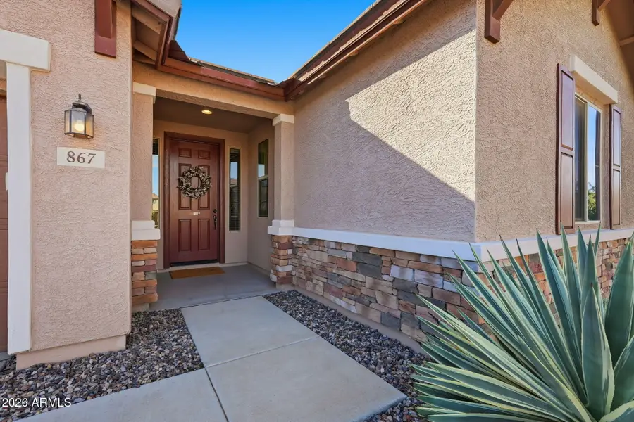 867 W Desert Glen Drive, San Tan Valley, AZ 85143 - Image #2
