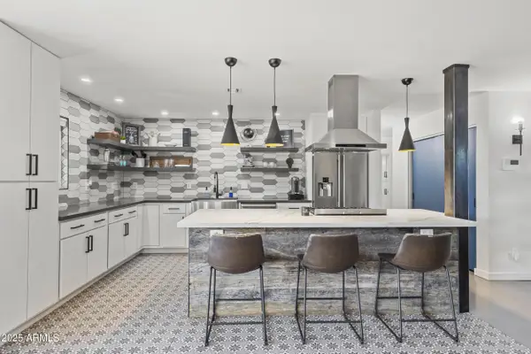 3355 N 6th Avenue, Phoenix, AZ 85013