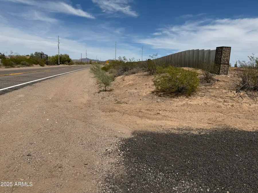 XX00E N 253rd Avenue, Morristown, AZ 85342 - #2