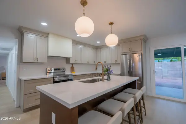 2335 W Caribbean Lane, Phoenix, AZ 85023