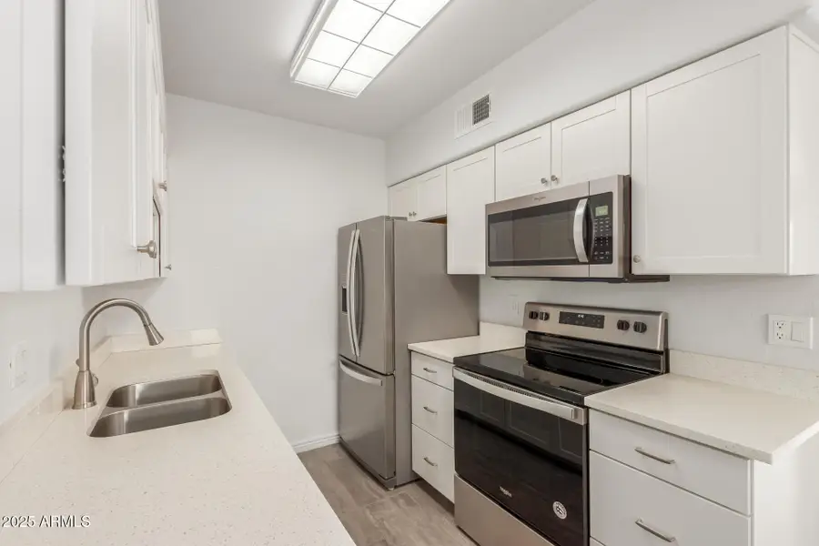 601 N May -- #25, Mesa, AZ 85201 - #2