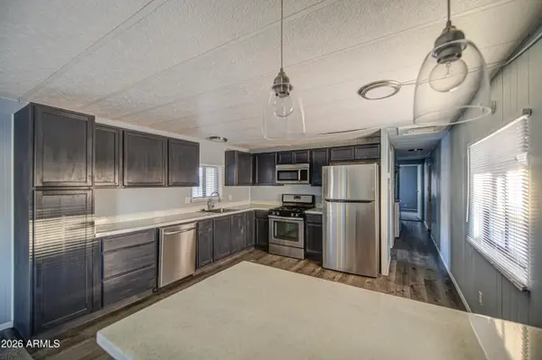 11000 N 91st Avenue #84, Peoria, AZ 85345