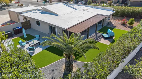 26026 S Jardin Drive, Sun Lakes, AZ 85248