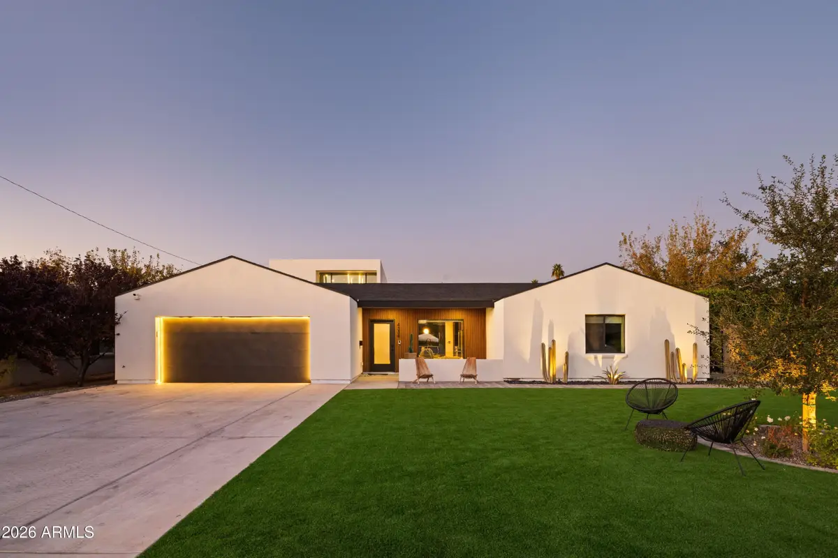 4334 E Lewis Avenue, Phoenix, AZ 85008 - Image #1