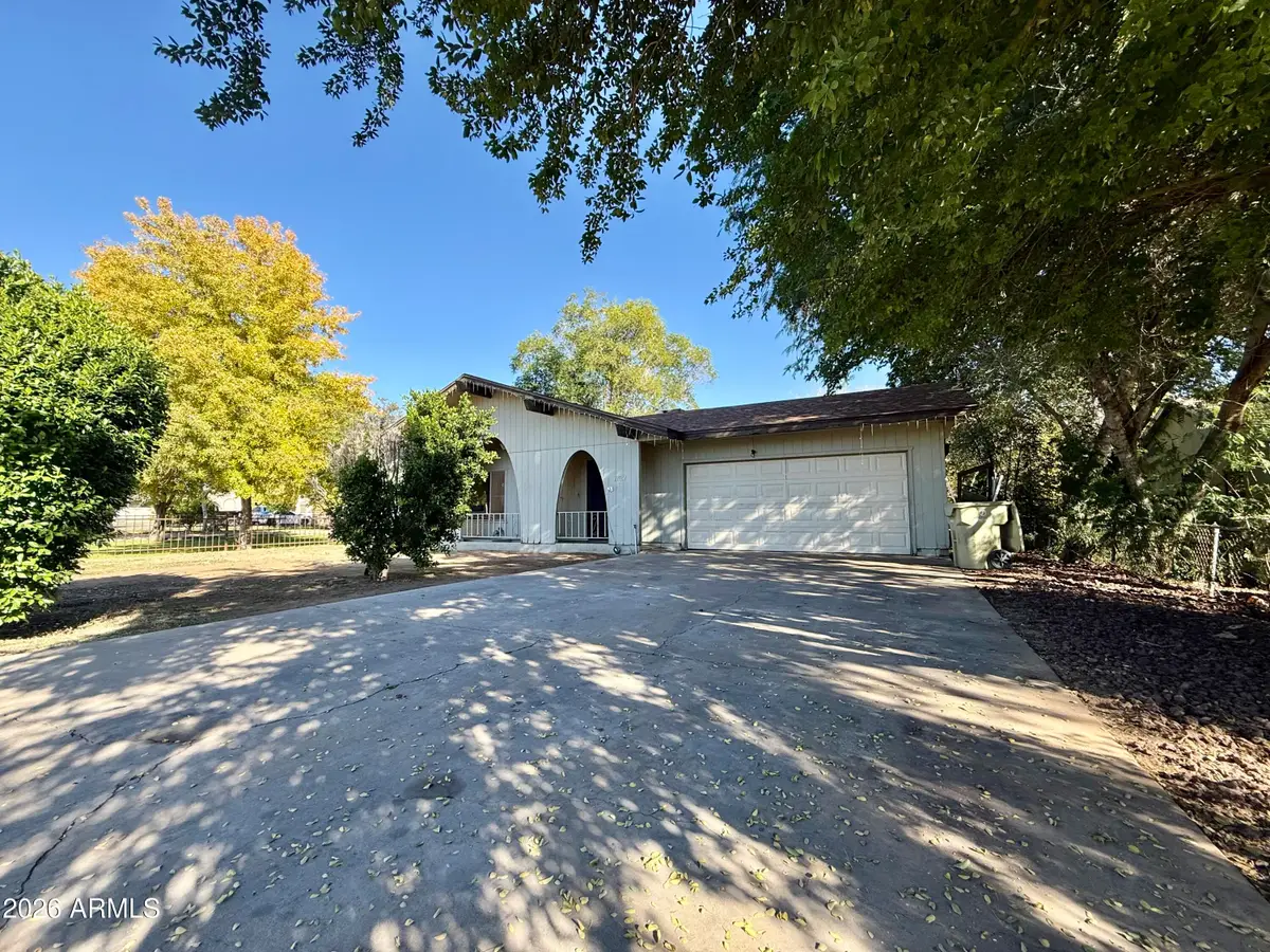 7827 N 61st Avenue, Glendale, AZ 85301 - Image #1