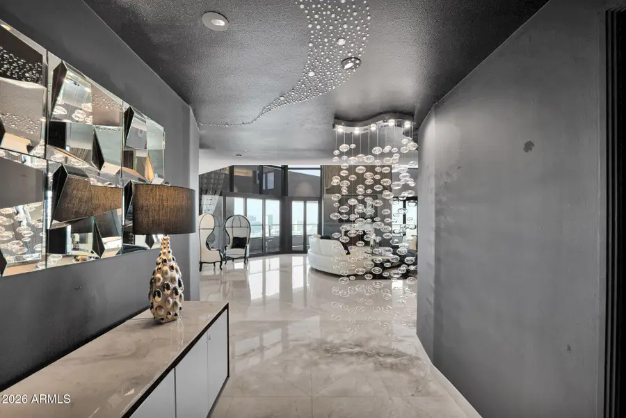 1040 E Osborn Road #1901, Phoenix, AZ 85014 - Image #3