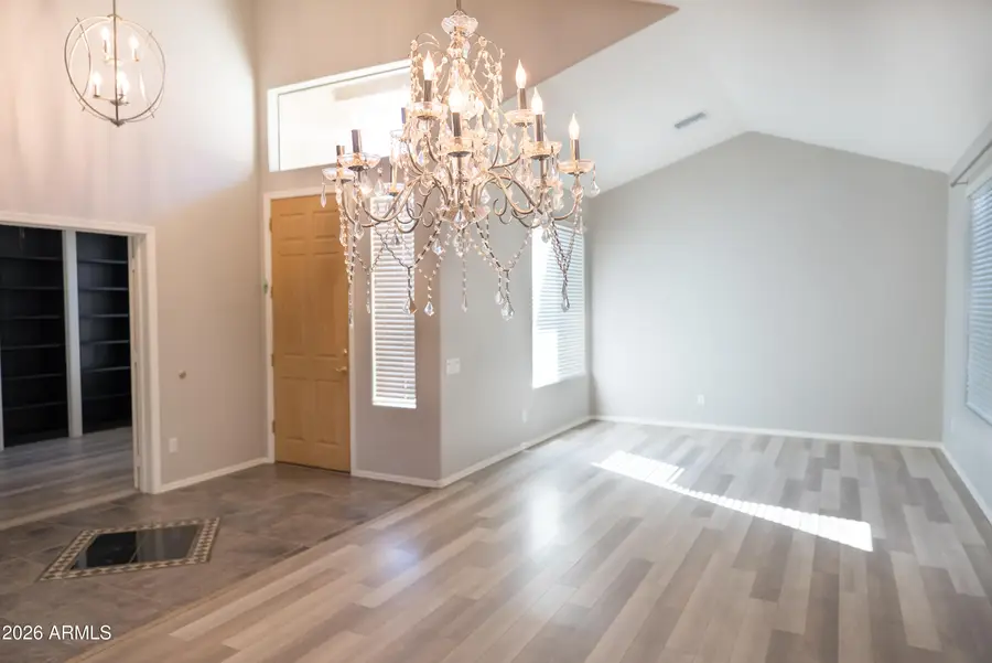 6471 S Dragoon Court, Chandler, AZ 85249 - Image #3