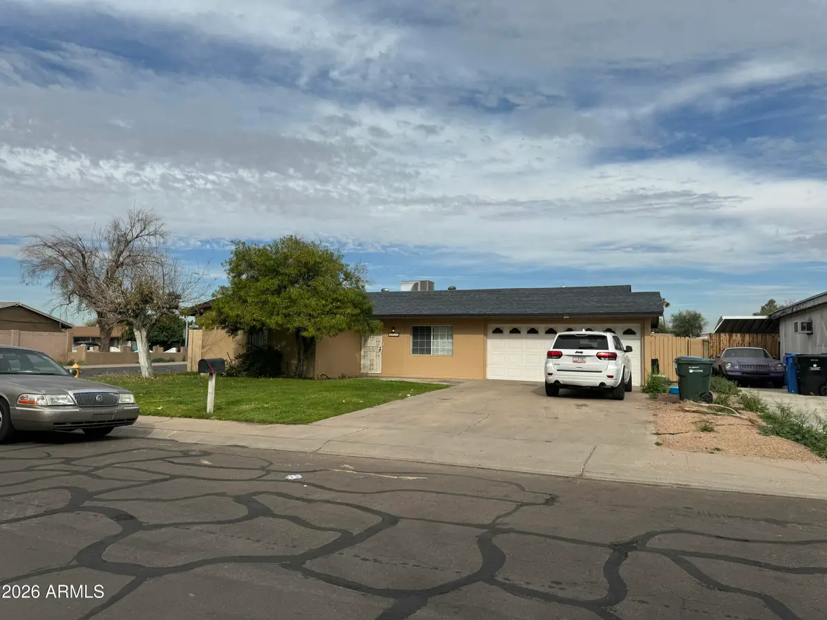 8214 W Sells Drive, Phoenix, AZ 85033 - Image #1