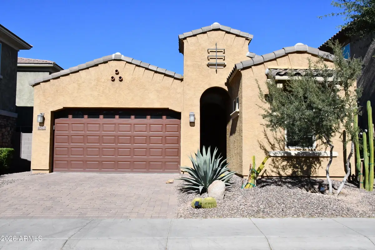 4522 E Vista Bonita Drive, Phoenix, AZ 85050 - Image #1