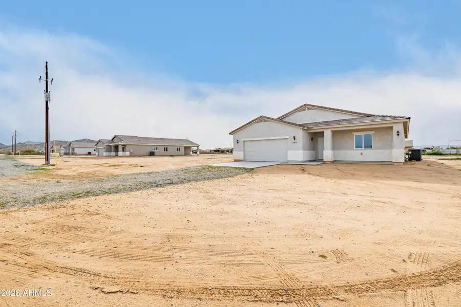 20435 W Mountain Sage Drive, Buckeye, AZ 85326 - Image #2