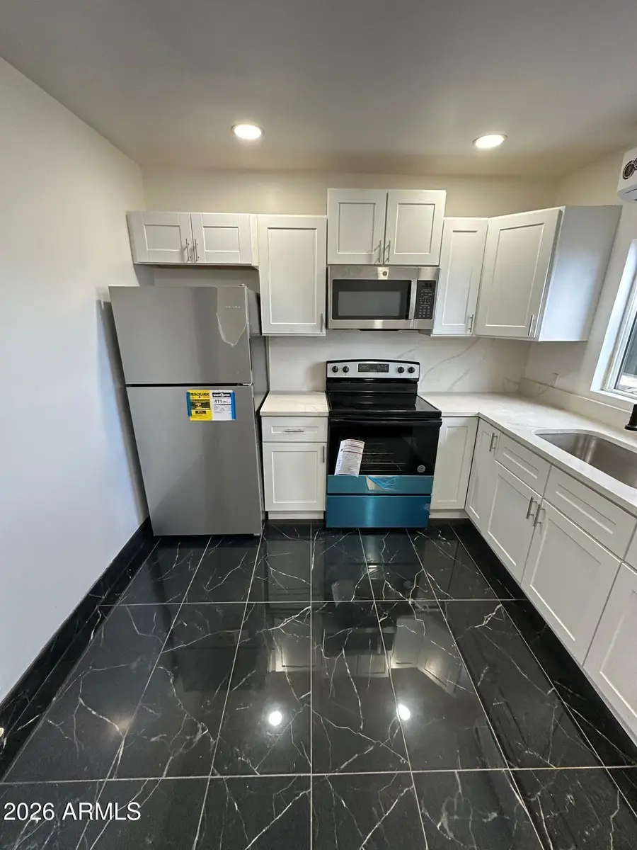 4028 S 15th Street, Phoenix, AZ 85040 - Image #2