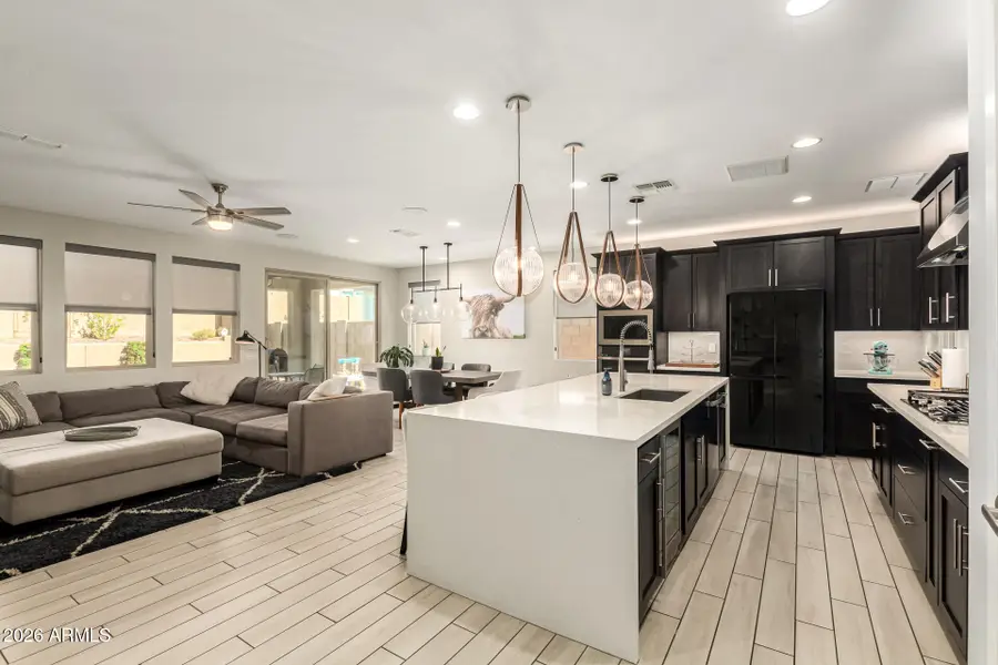 6974 W Spur Drive, Peoria, AZ 85383 - Image #2