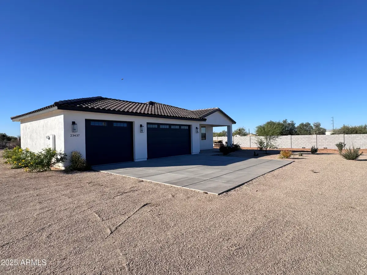 23437 E Cactus Forest Road, Florence, AZ 85132 - Image #1