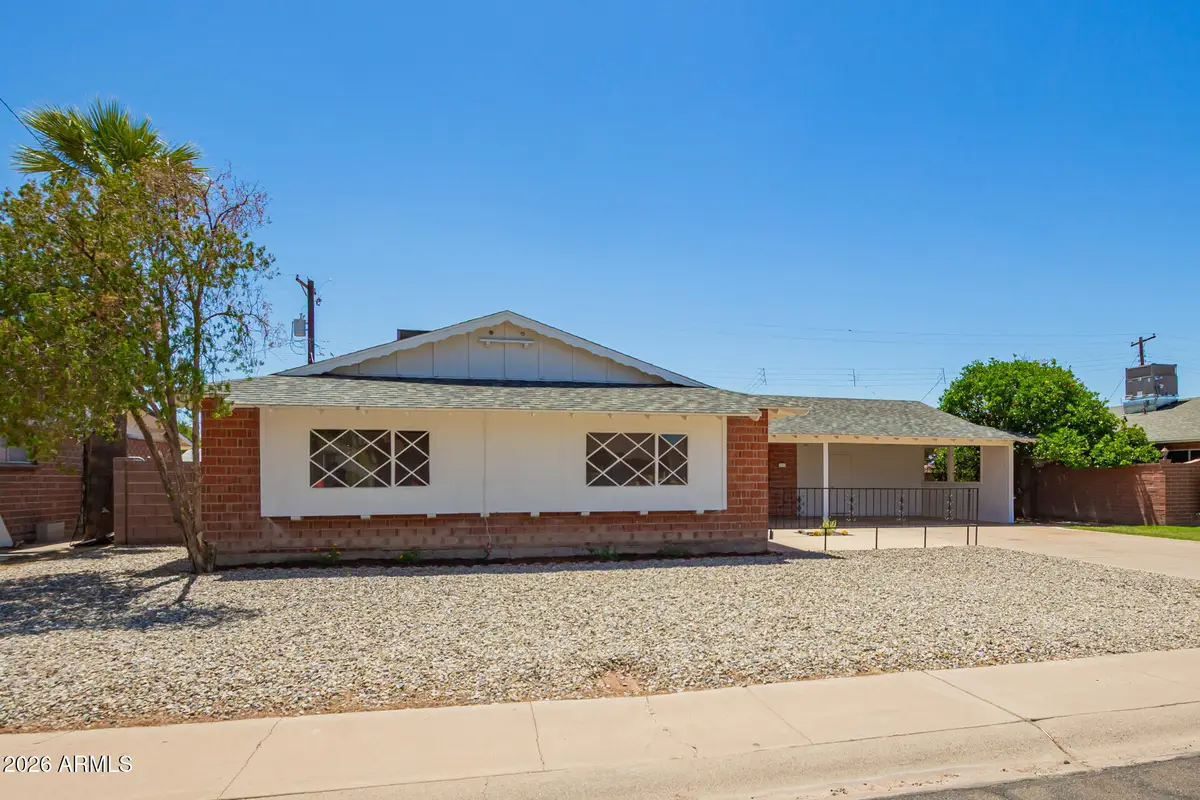 3913 W Krall Street, Phoenix, AZ 85019 - Image #1