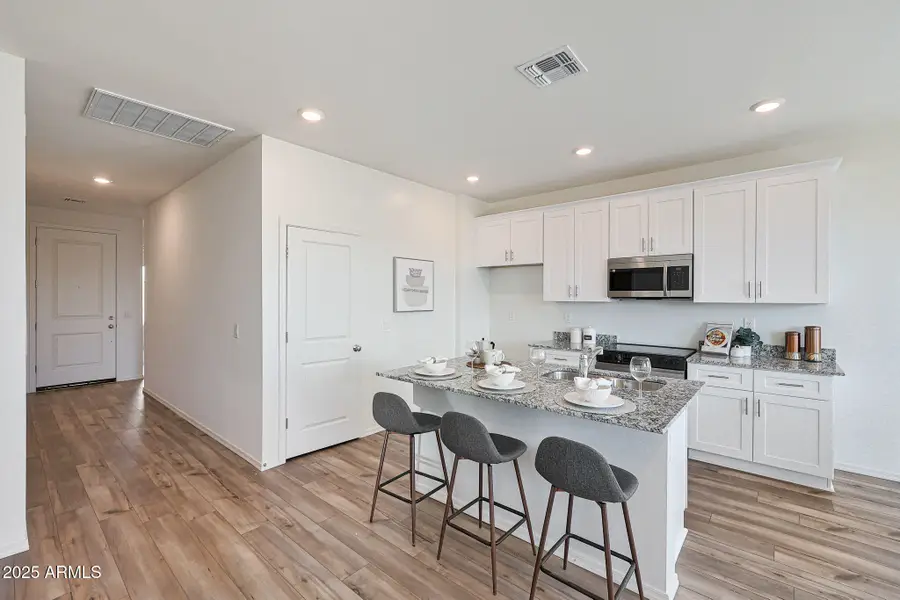 18019 W Calle Lejos Road, Surprise, AZ 85387 - Image #3