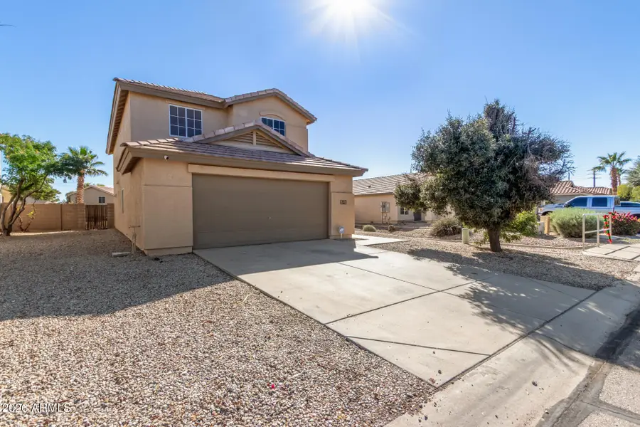 885 E Lakeview Drive, San Tan Valley, AZ 85143 - Image #2
