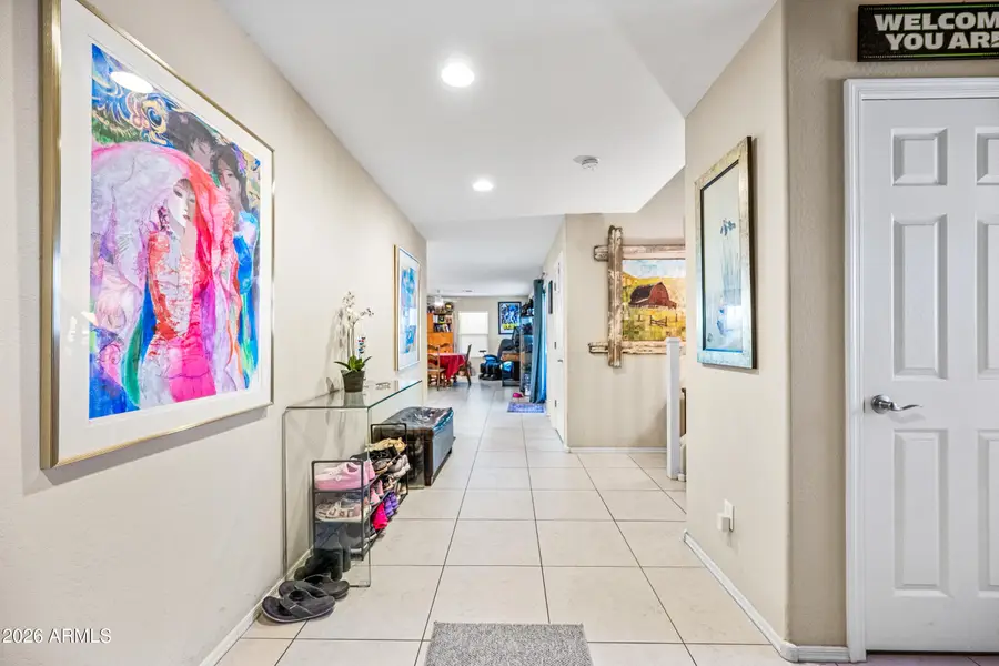 867 S Swallow Lane, Gilbert, AZ 85296 - #2