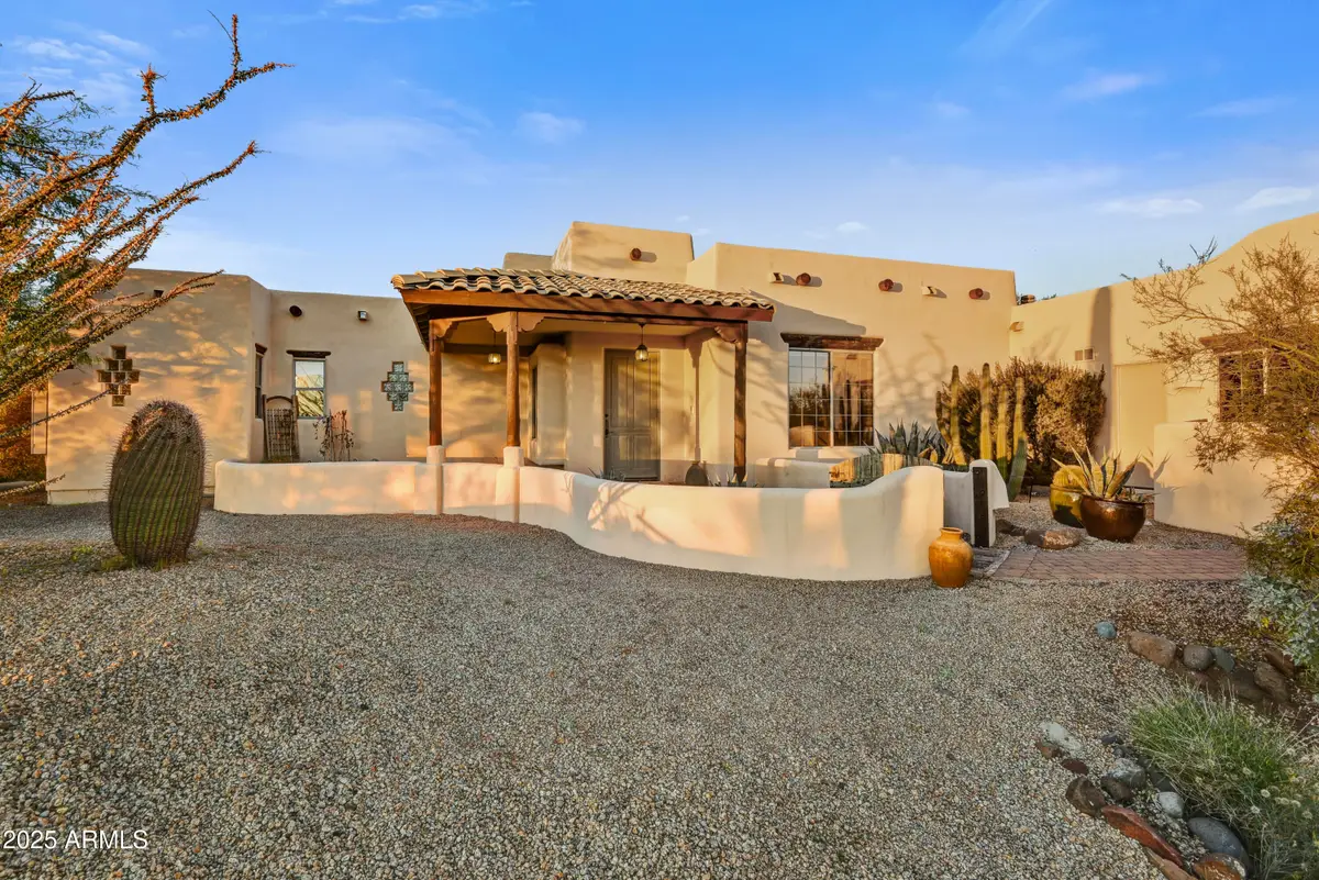 8956 E Stage Coach Pass Road, Carefree, AZ 85377 - Image #1