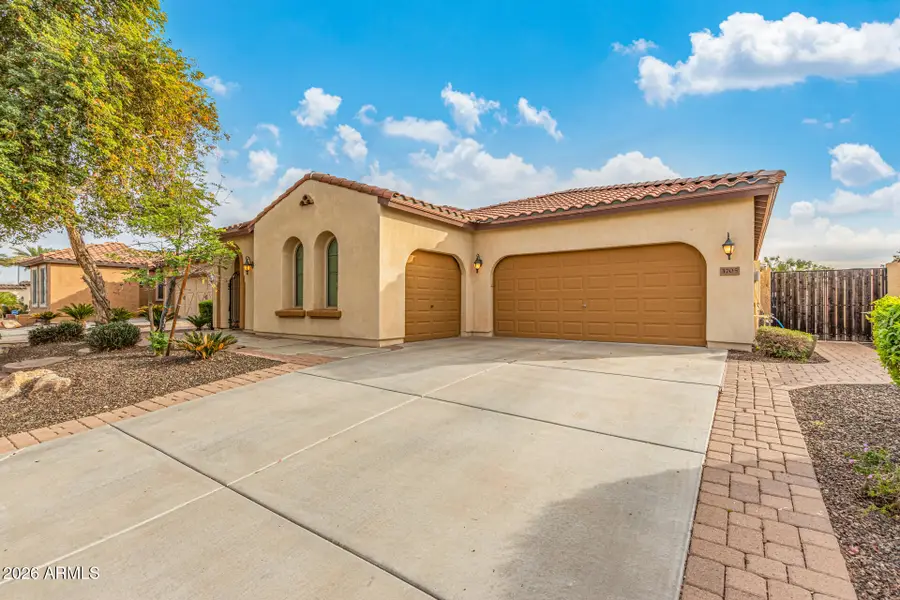 3705 E Bartlett Way, Chandler, AZ 85249 - Image #2