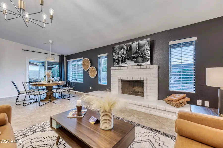 301 E Muriel Drive, Phoenix, AZ 85022 - Image #3