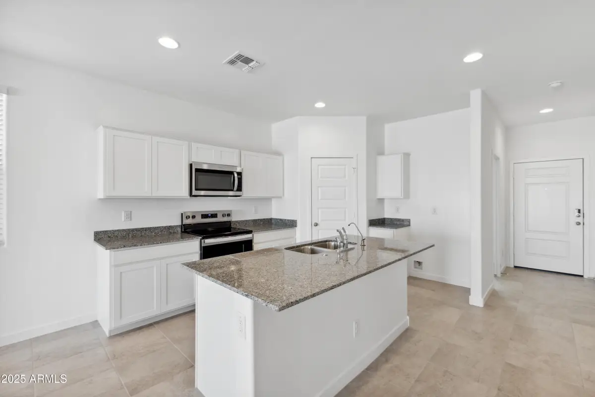 1306 W Bealey Avenue, Coolidge, AZ 85128 - Image #1