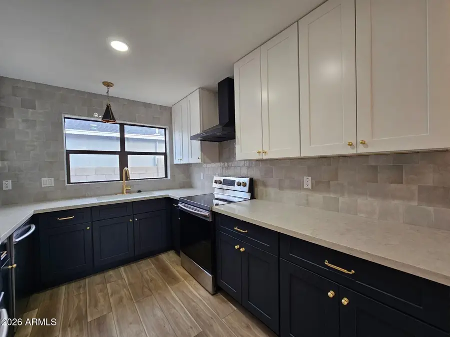 2437 E Tamarisk Avenue, Phoenix, AZ 85040 - Image #2