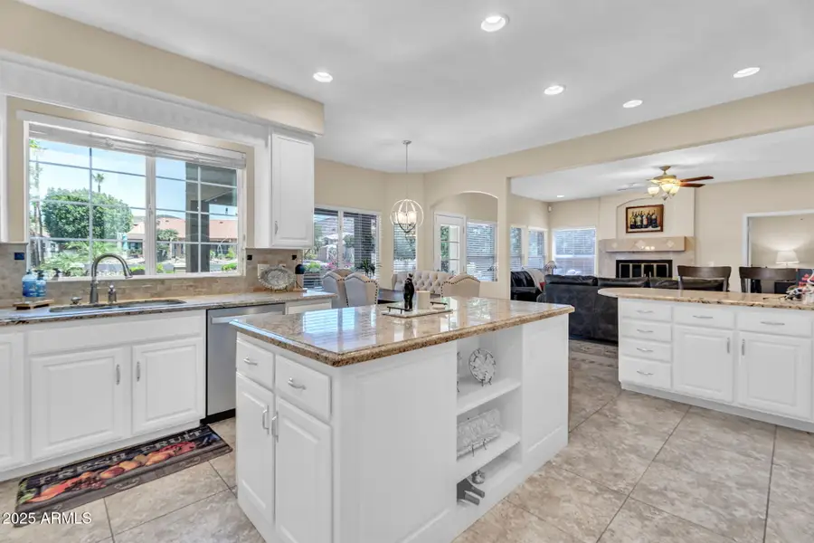 6376 W Louise Drive, Glendale, AZ 85310 - Image #3