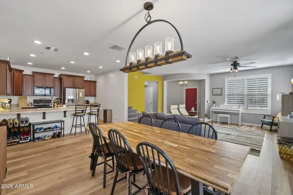 9410 S 34th Lane, Laveen, AZ 85339