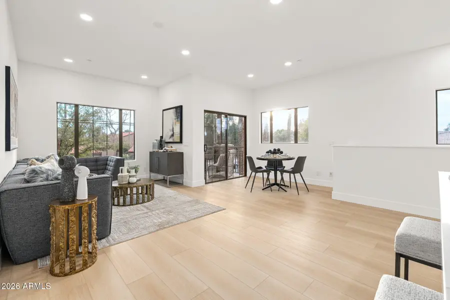 6940 E Cochise Road #1001, Paradise Valley, AZ 85253 - Image #2